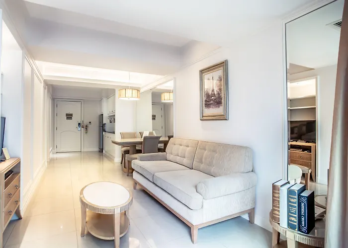 Hotel Hope Land Sukhumvit 24