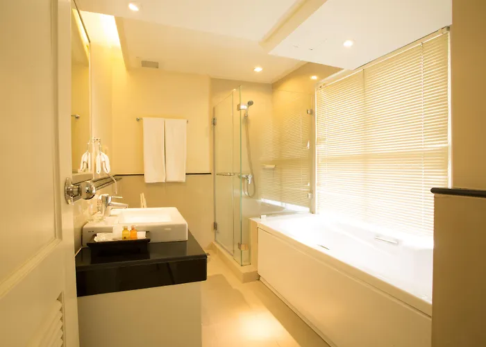 Hotel Hope Land Sukhumvit 24